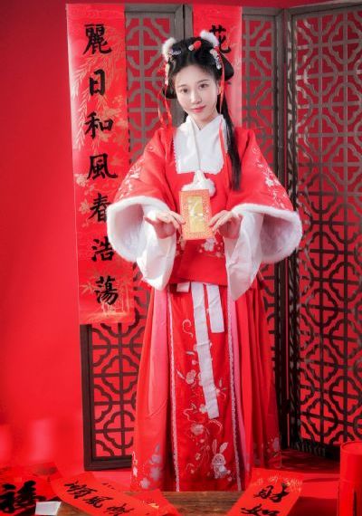 亚洲国产精品综合入口久久_BD国语迅雷电影在线